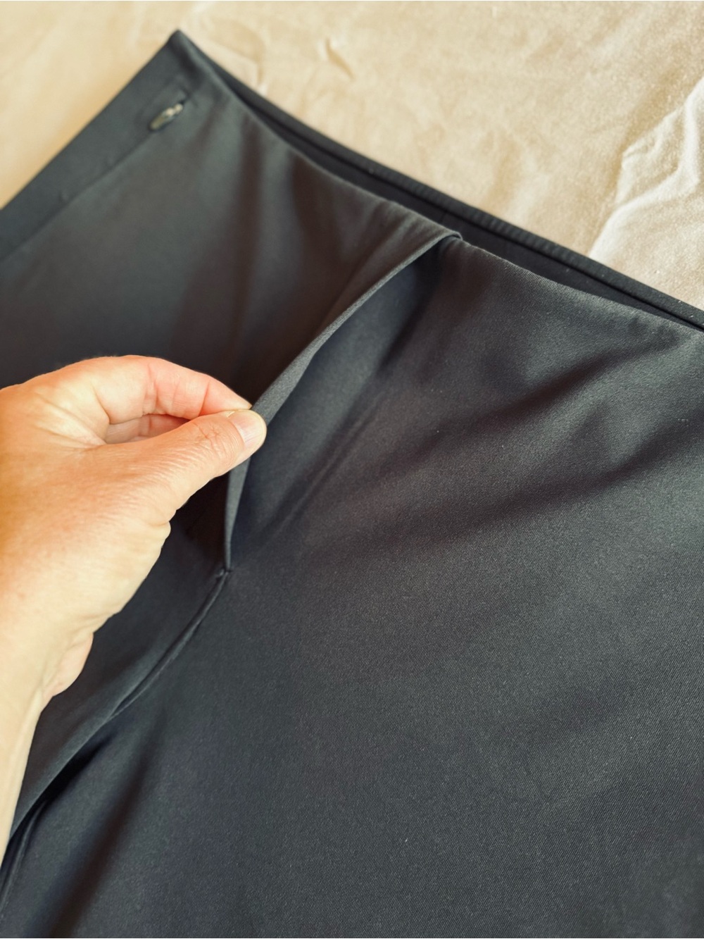 LULULEMON Smooth-Fit High-Rise Black Boot-Cut Pant Stretchy Trousers Yoga Pants - Picture 9 of 16